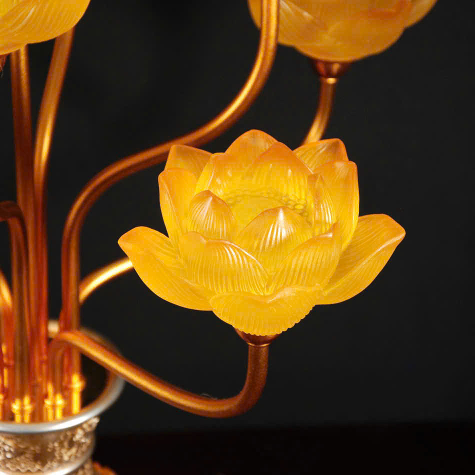 Đèn Bình Hoa Lưu Ly 9 Bông Cao Cấp – Bừng Sáng Vượng Khí, Tôn Nghiêm Không Gian Thờ Cúng