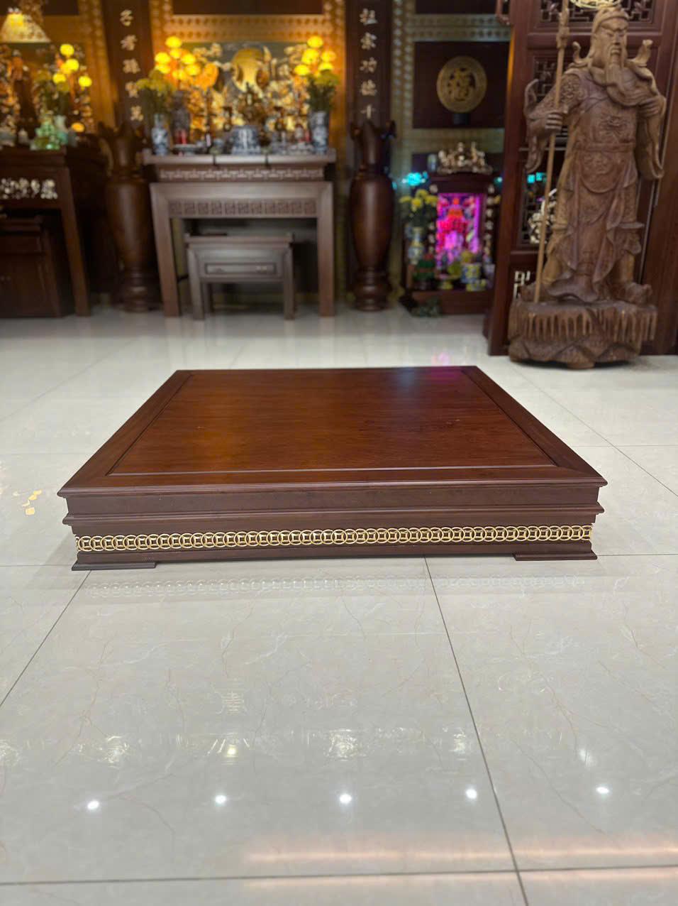 Kệ Kê Bàn Thờ Thần Tài