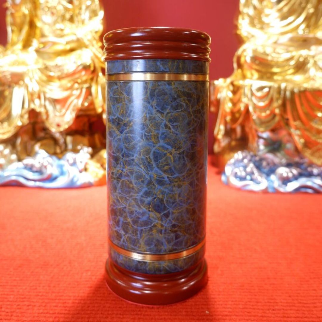 Ống hương hoa văn truyền thống