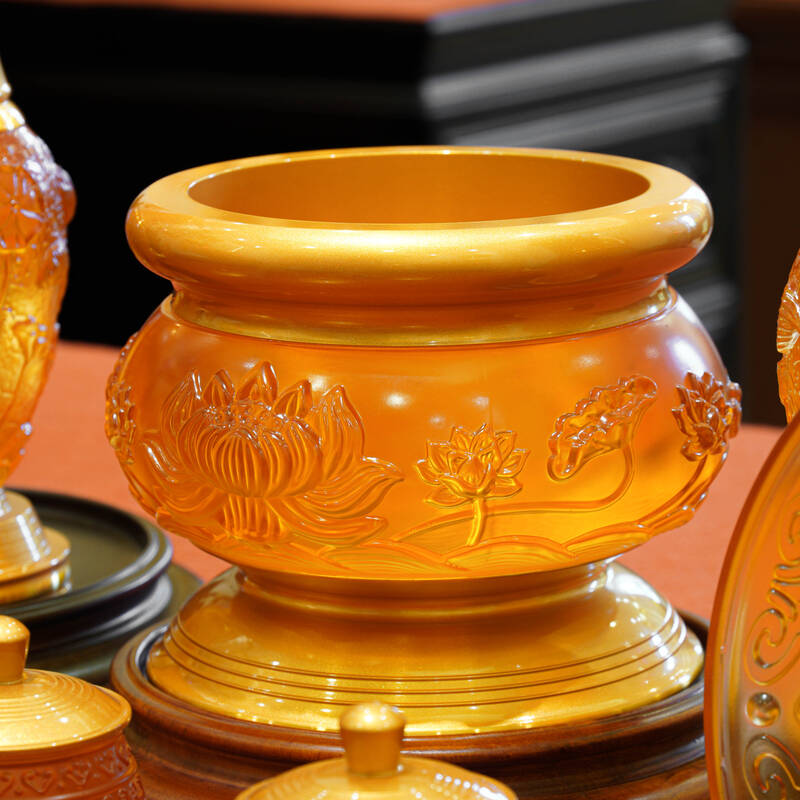 Bộ Đồ Thờ Đồng Vàng Lưu Ly – Chiêu Tài Tụ Lộc, Tôn Nghiêm Không Gian Thờ Tự
