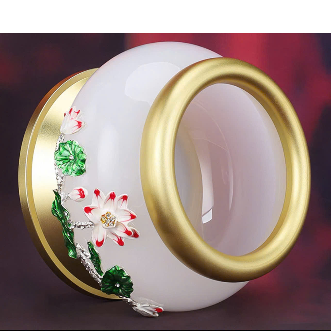 Bát hương ngọc viền đồng hoa sen trắng