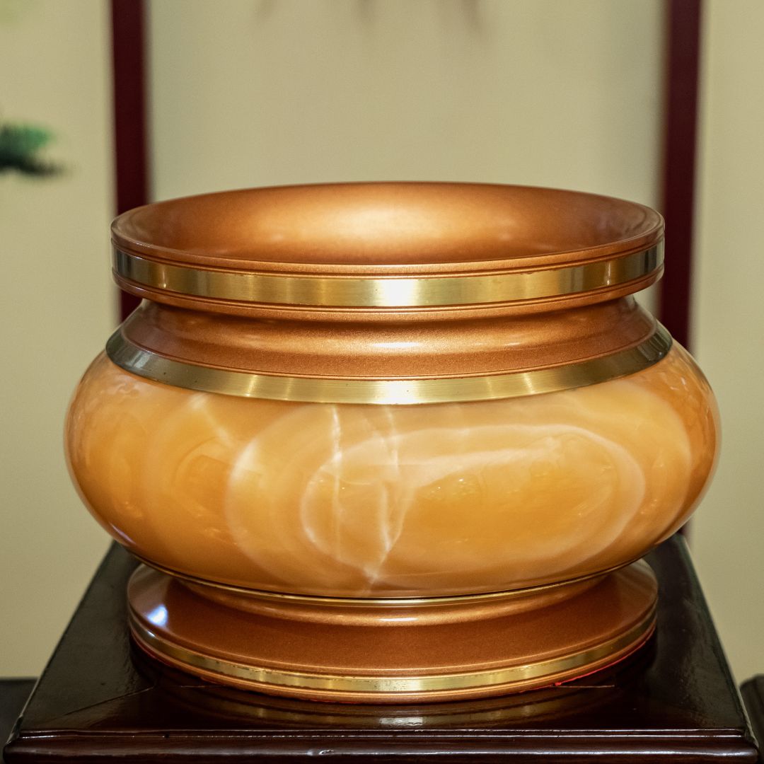 Bát Hương Ngọc Viền Đồng Cao Cấp – Hoa Văn Sang Trọng, Trang Nghiêm Bàn Thờ