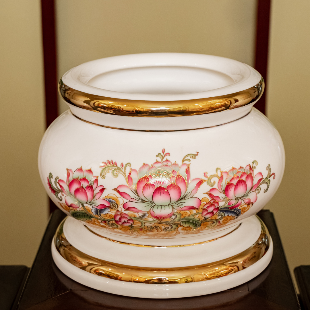 Bát Hương Sứ Sen Tam Bảo Cao Cấp – Trang Nghiêm, Thanh Tịnh, Phong Thủy