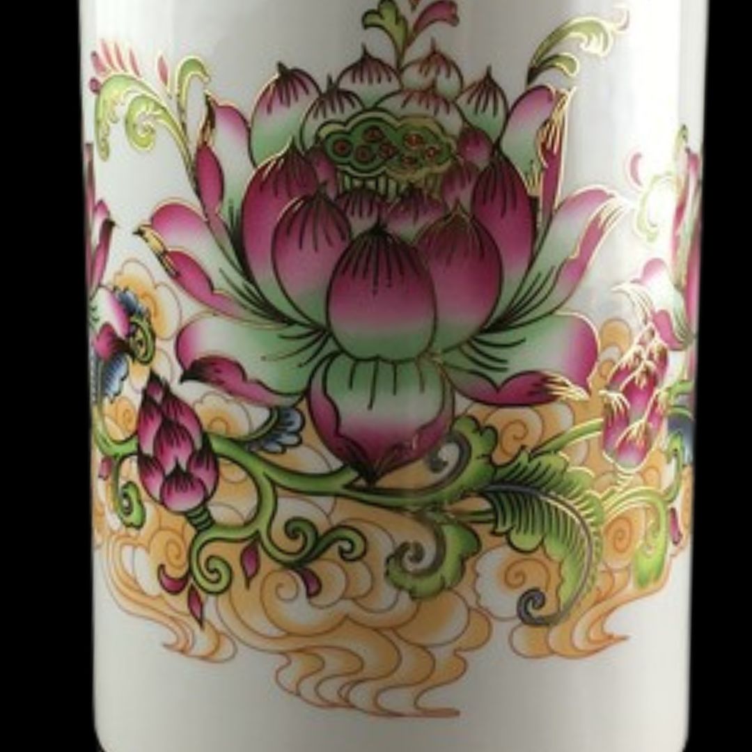 Ống hương thờ cúng hoa sen