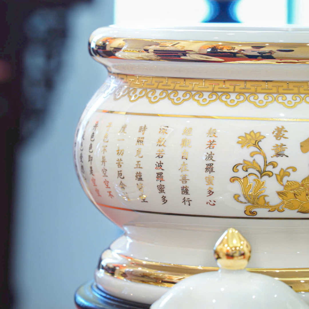 Bát Hương Sứ Tâm Kinh Trắng – Thanh Tịnh Tối Giản, Hiển Lộ Phật Tâm
