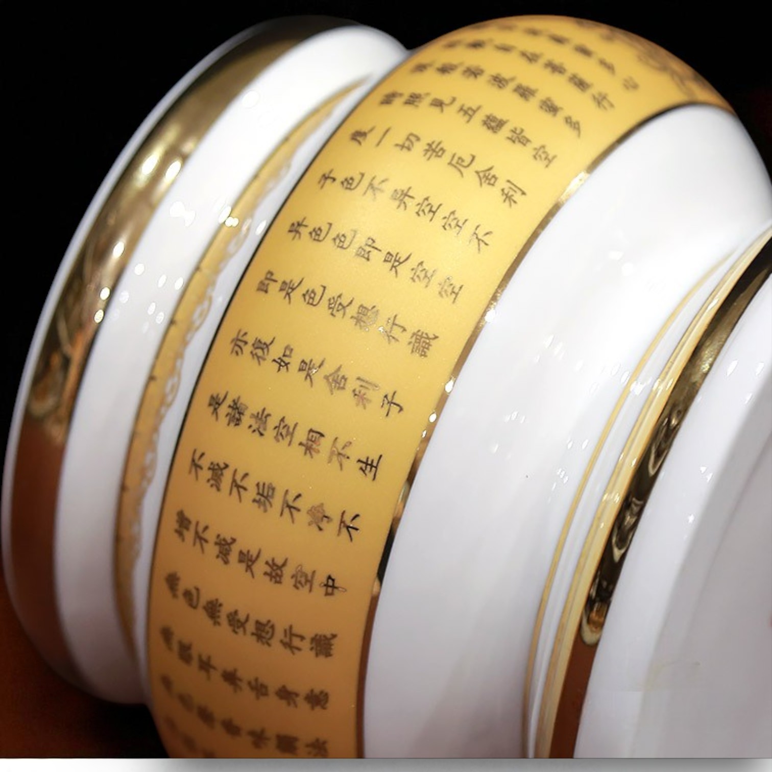Bát Hương Sứ Trắng Tâm Kinh Vàng Cao Cấp – Sang Trọng & Phong Thủy