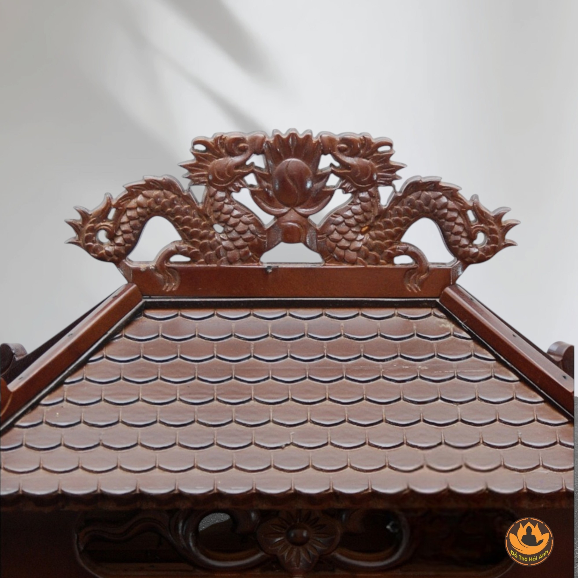 Bàn Thờ Ông Thần Tài Thổ Địa Cổ Tự Song Long 8 Mái , Gỗ Xoan Màu Óc Chó