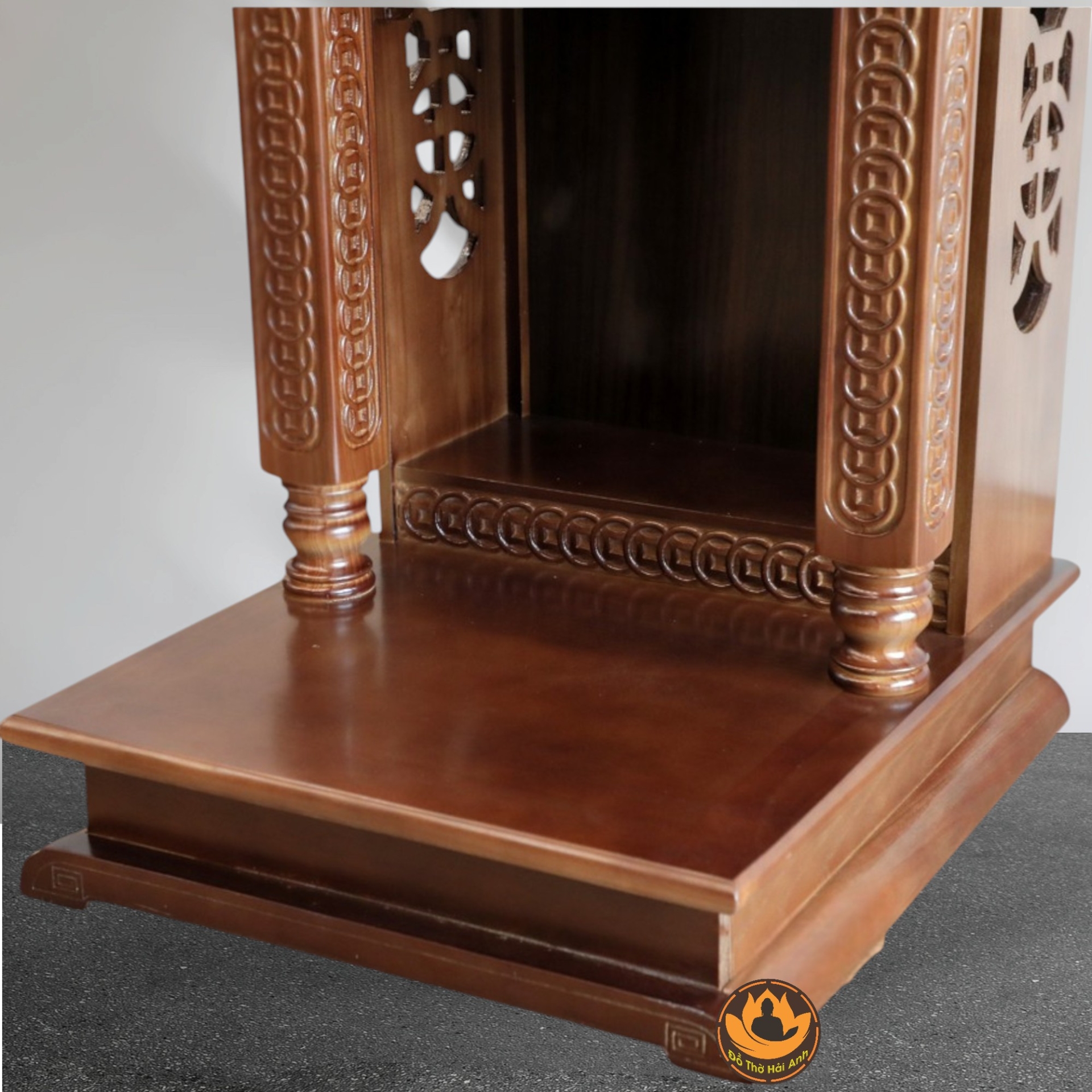 Ban Thờ Thần Tài Thổ Địa Mái Bằng, Trụ Vuông Đồng Tiền Gỗ Xoan