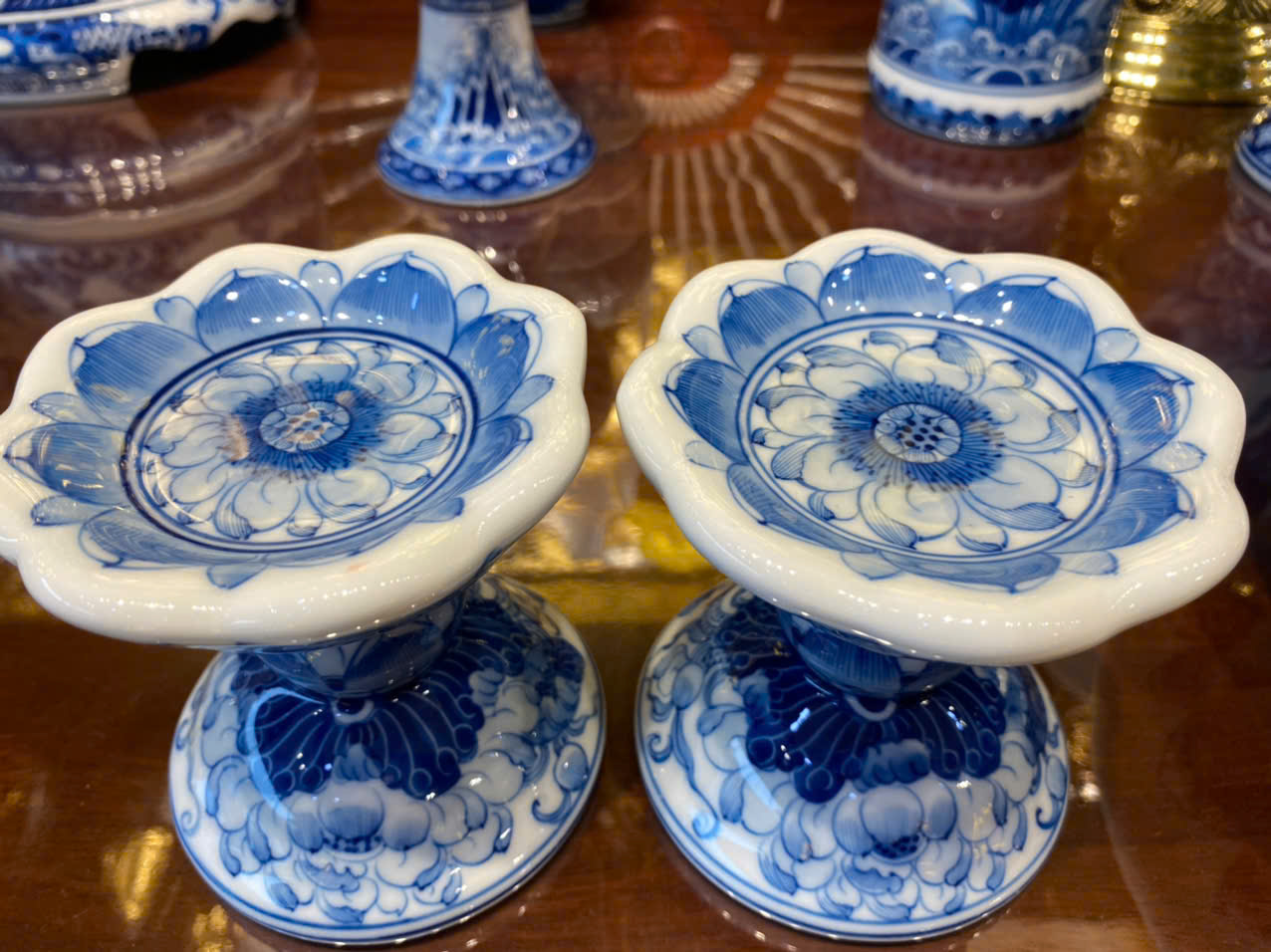 Chân Nến Sen Phú Qúy Men Lam