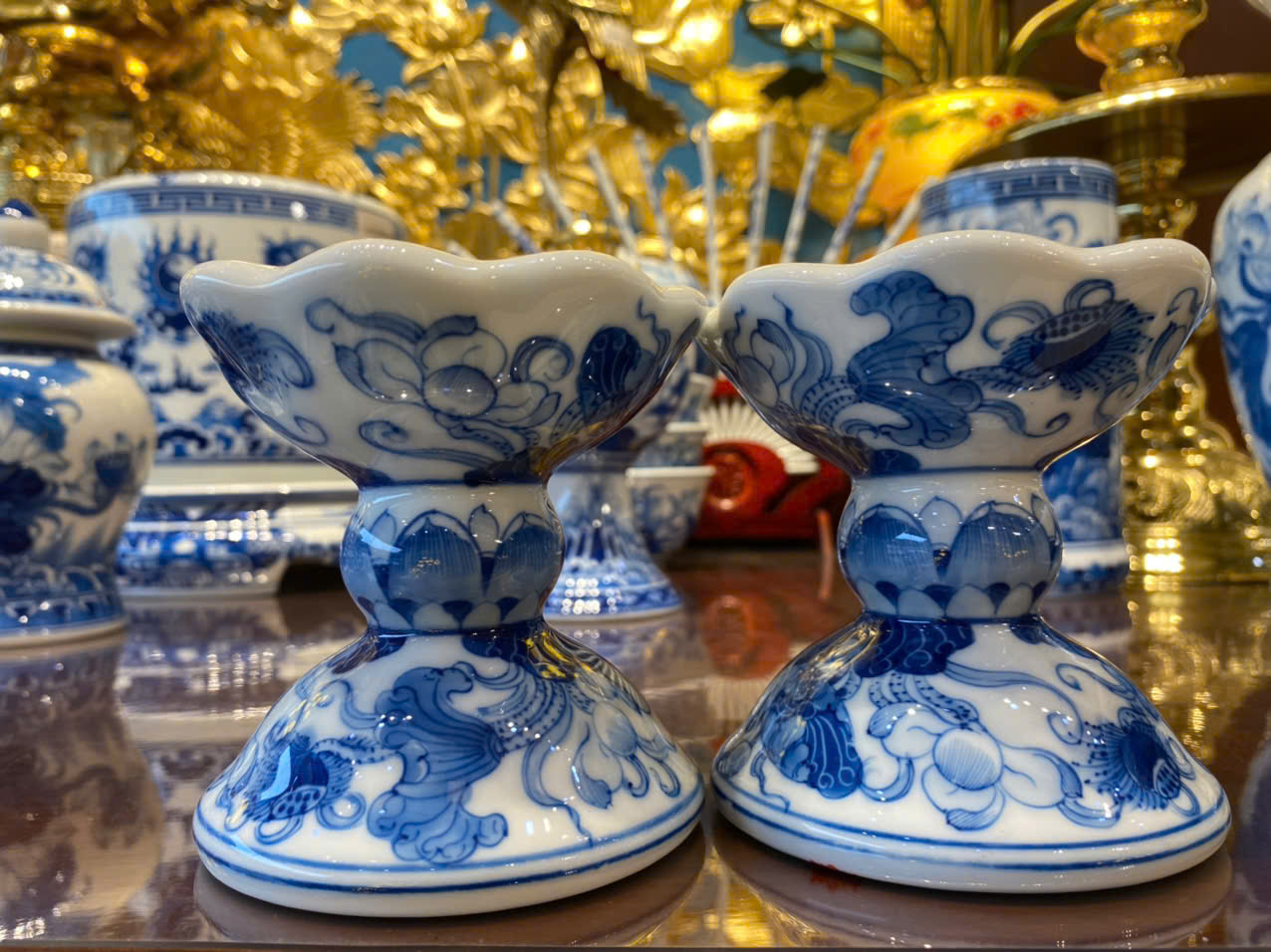 Chân Nến Sen Phú Qúy Men Lam