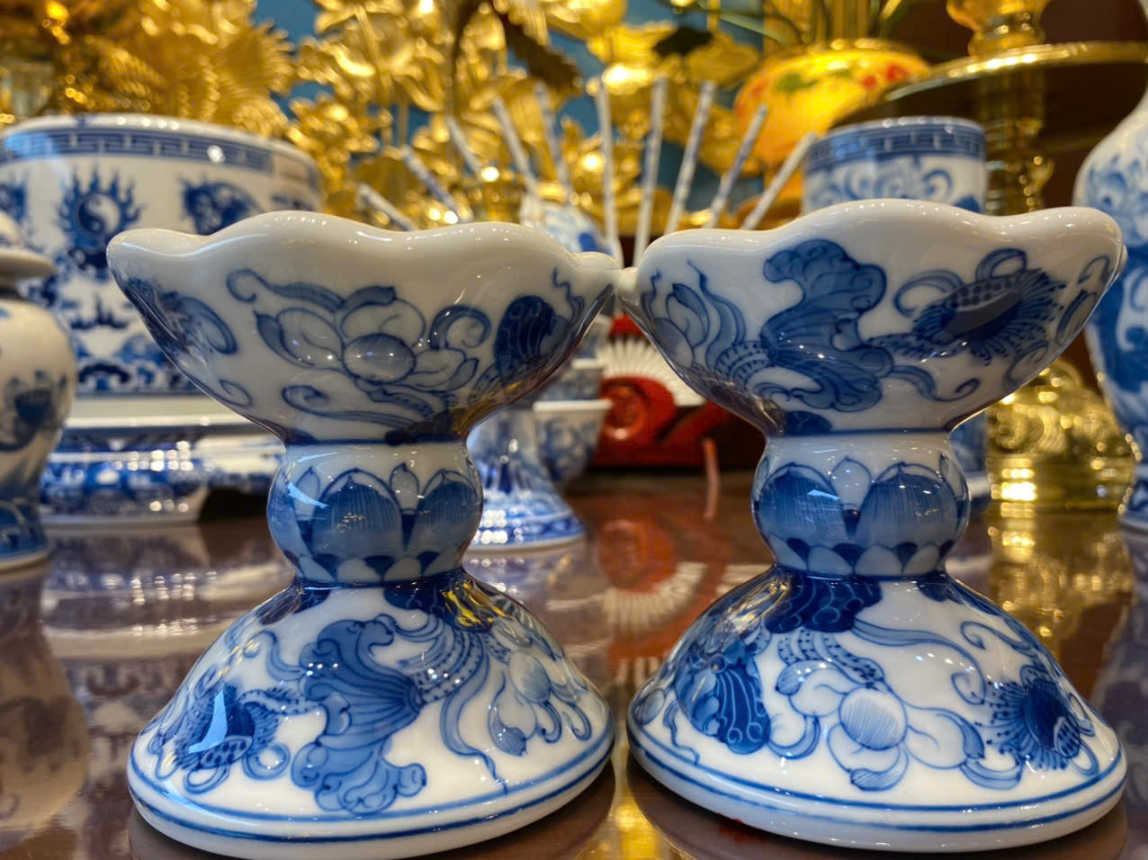 Chân Nến Sen Phú Qúy Men Lam