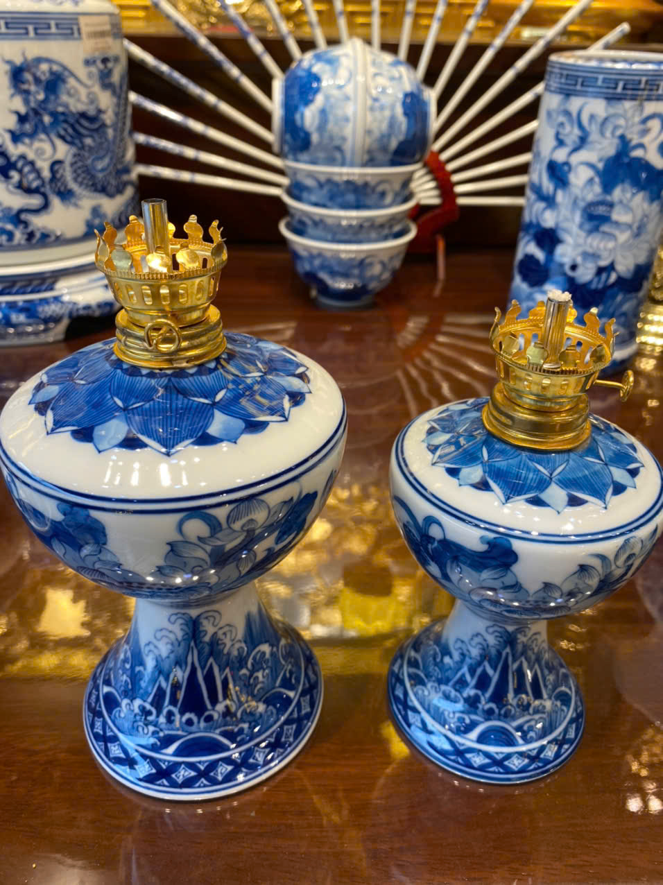 Đèn Aladanh Sen Phú Quý Men Lam