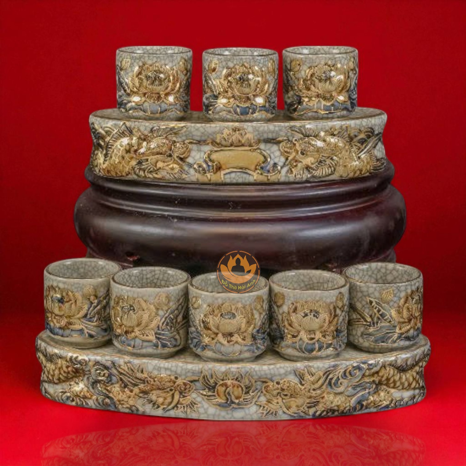 Kỷ Sen Men Rạn Vàng Kim