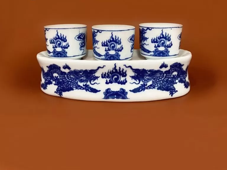 Kỷ Cong Rồng Decal Men Lam
