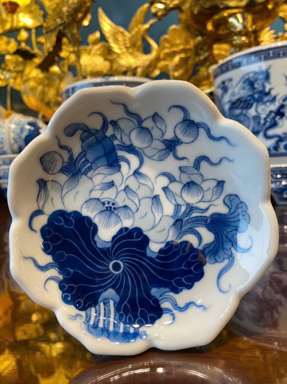 Khay Trầu Cau Sen Phú Quý Men Lam