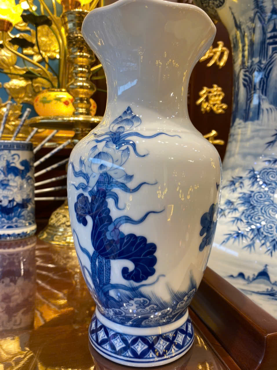 Lọ Lượn Miệng Sen Phú Qúy Men Lam