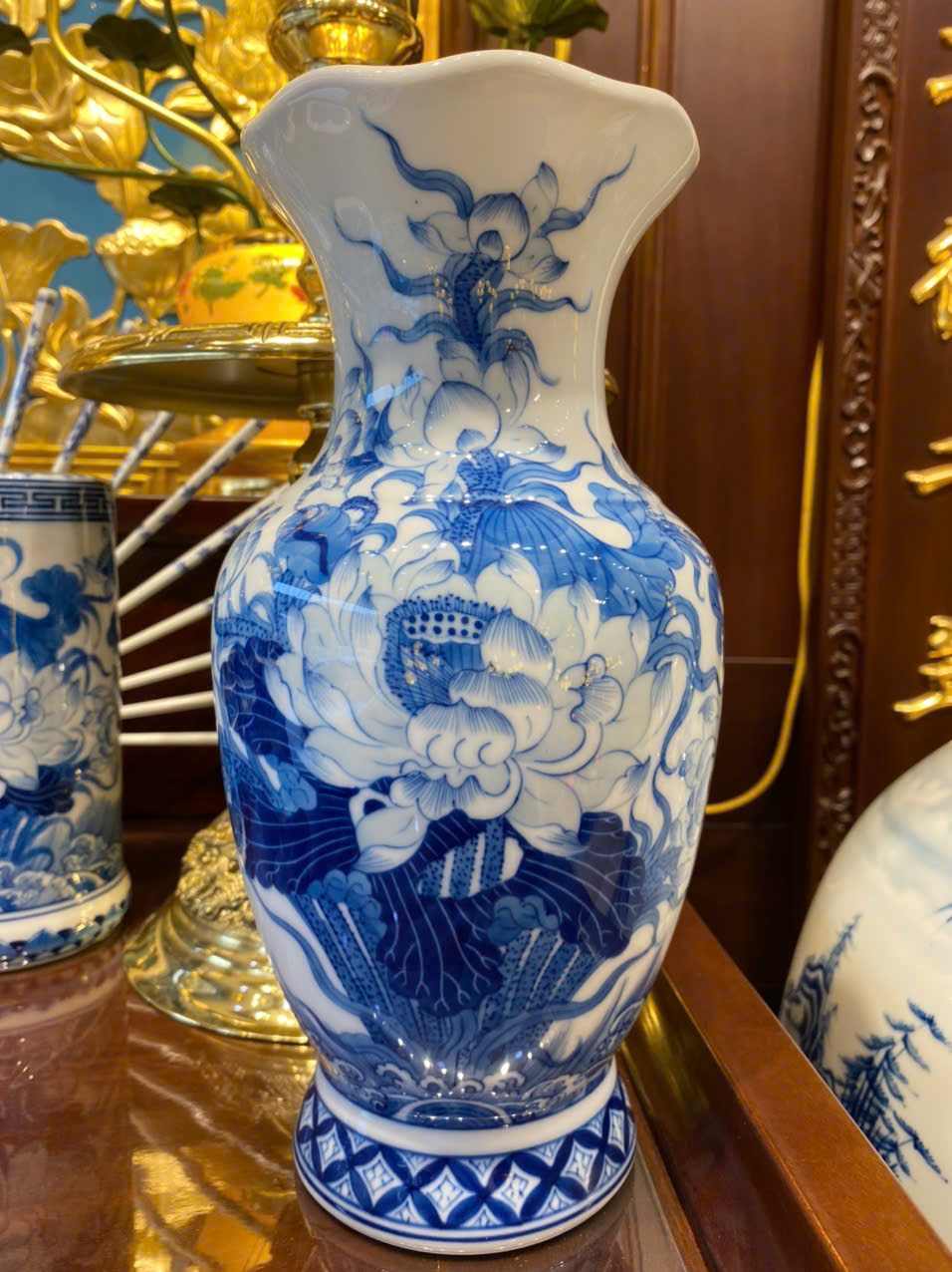 Lọ Lượn Miệng Sen Phú Qúy Men Lam