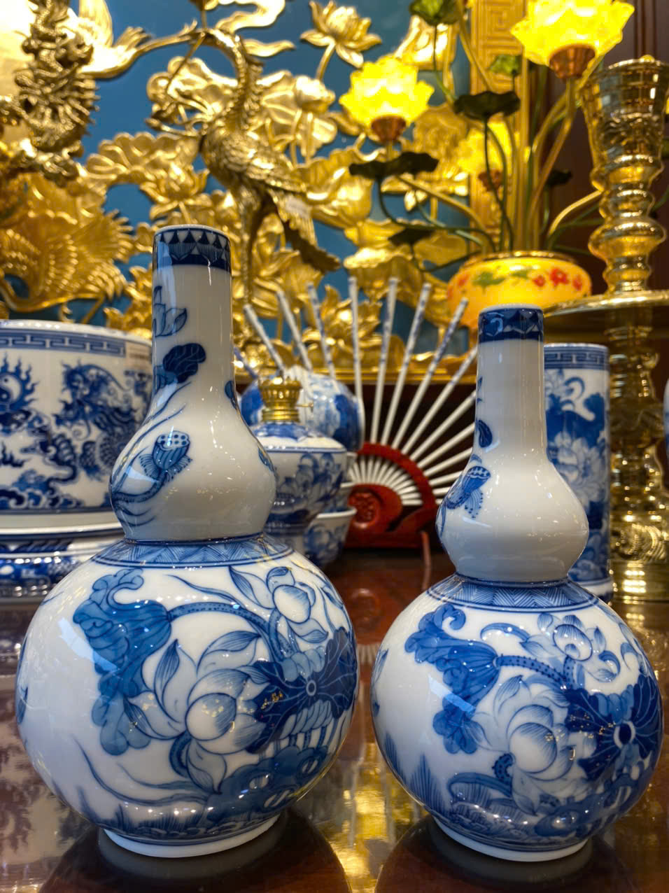 Nậm Rượu Sen Phú Quý Men Lam