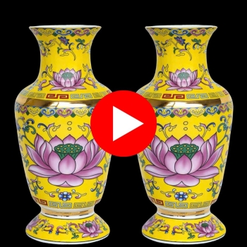 Lọ Hoa Gấm Vàng Hoa Sen Cao Cấp – Đồ Thờ Cúng Sang Trọng