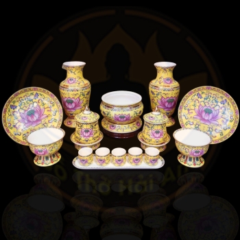 Bộ Đồ Thờ Sứ Cao Cấp Hoa Sen Vàng  – Vẻ Đẹp Tâm Linh, Phong Thủy May Mắn