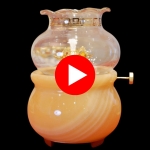 Đèn Dầu Ngọc Viền Đồng – Ánh Sáng Linh Thiêng & Biểu Tượng Phúc Lành