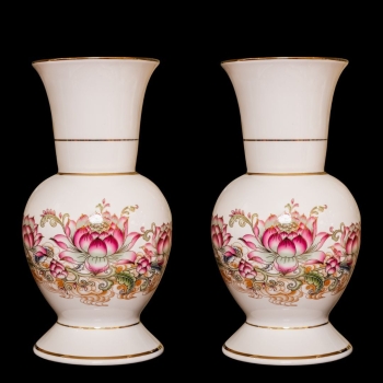 Lọ Hoa Sen Tam Bảo Gốm Sứ Cao Cấp – Nhập Khẩu Đài Loan, Trang Nghiêm Thờ Cúng