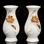 Lọ Hoa Trắng Kim Sen Nổi