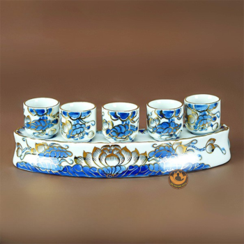 Kỷ ngai Sen men lam vẽ vàng kim