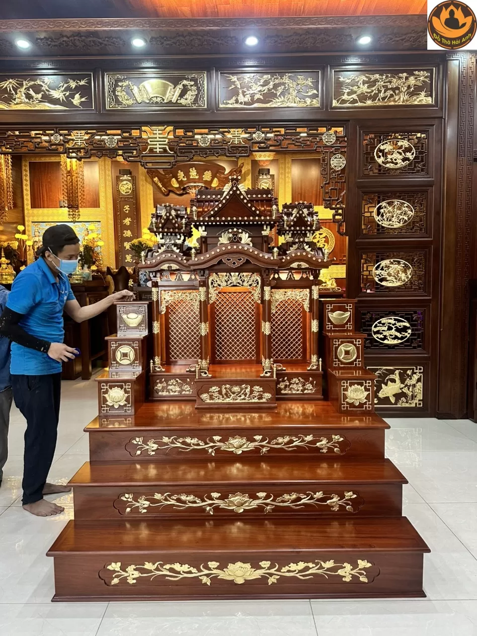 Bàn Thờ Thần Tài Thổ Địa 3 Gian  Dát Vàng Cao Cấp