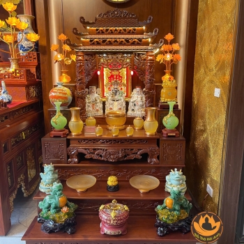 Bộ Ban Thờ Thần Tài Gấm Vàng Cao Cấp – Đầy Đủ Vật Phẩm, Chuẩn Phong Thủy Tụ Tài Lộc
