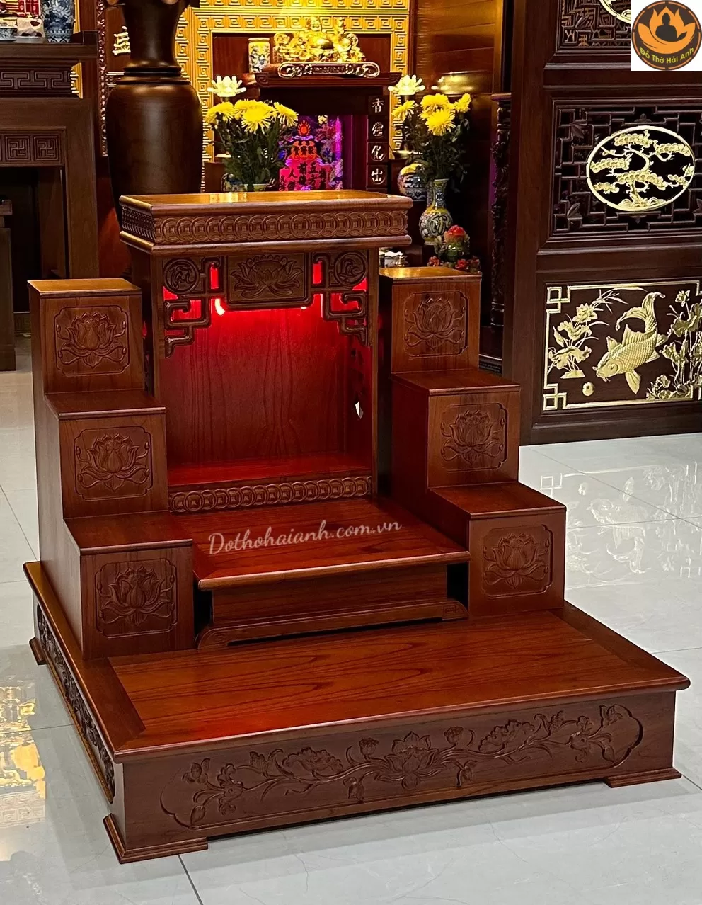 Ban Thần Tài Hiện Đại Sen Gỗ Xoan Màu Cánh Dán