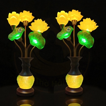 Đèn Lưu Ly 5 Bông Lá Xanh – Sang Trọng & Trang Nghiêm Cho Bàn Thờ