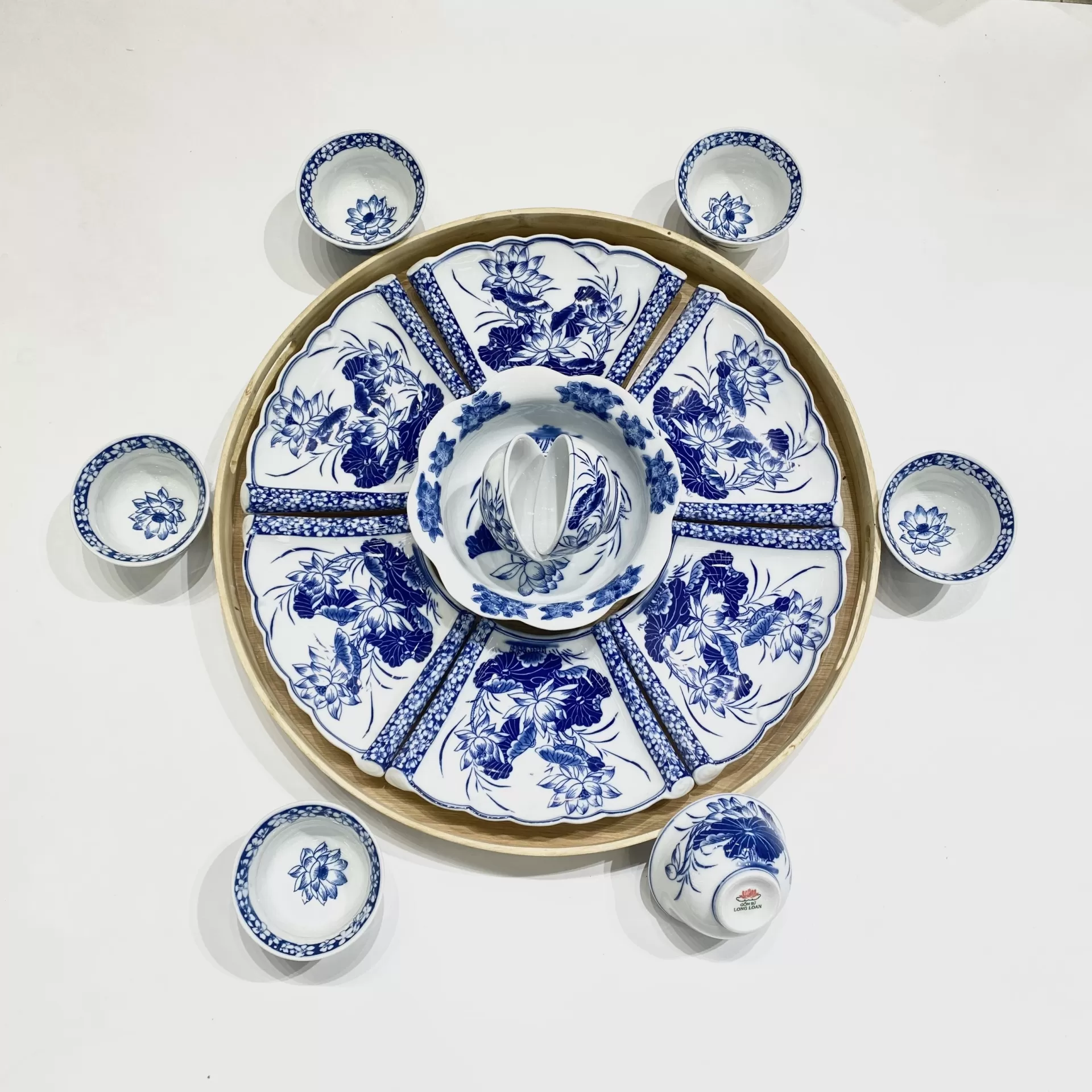 Bộ Đồ Ăn Hoa Sen Decal Men Lam