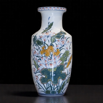 Bình Cắm Hoa Trắng Họa Tiết Hoa Sen Vẽ Tay