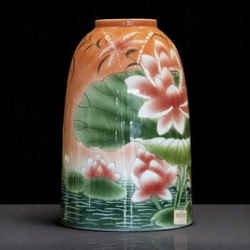 Bình chuông hoa sen