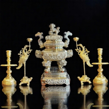 Đỉnh Vuông Đồng Vàng Thờ Cúng – Đồng Đúc Cao Cấp, Bàn Thờ Trang Nghiêm