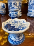 Khay Trầu Cau Sen Phú Quý Men Lam