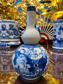 Nậm Rượu Sen Phú Quý Men Lam