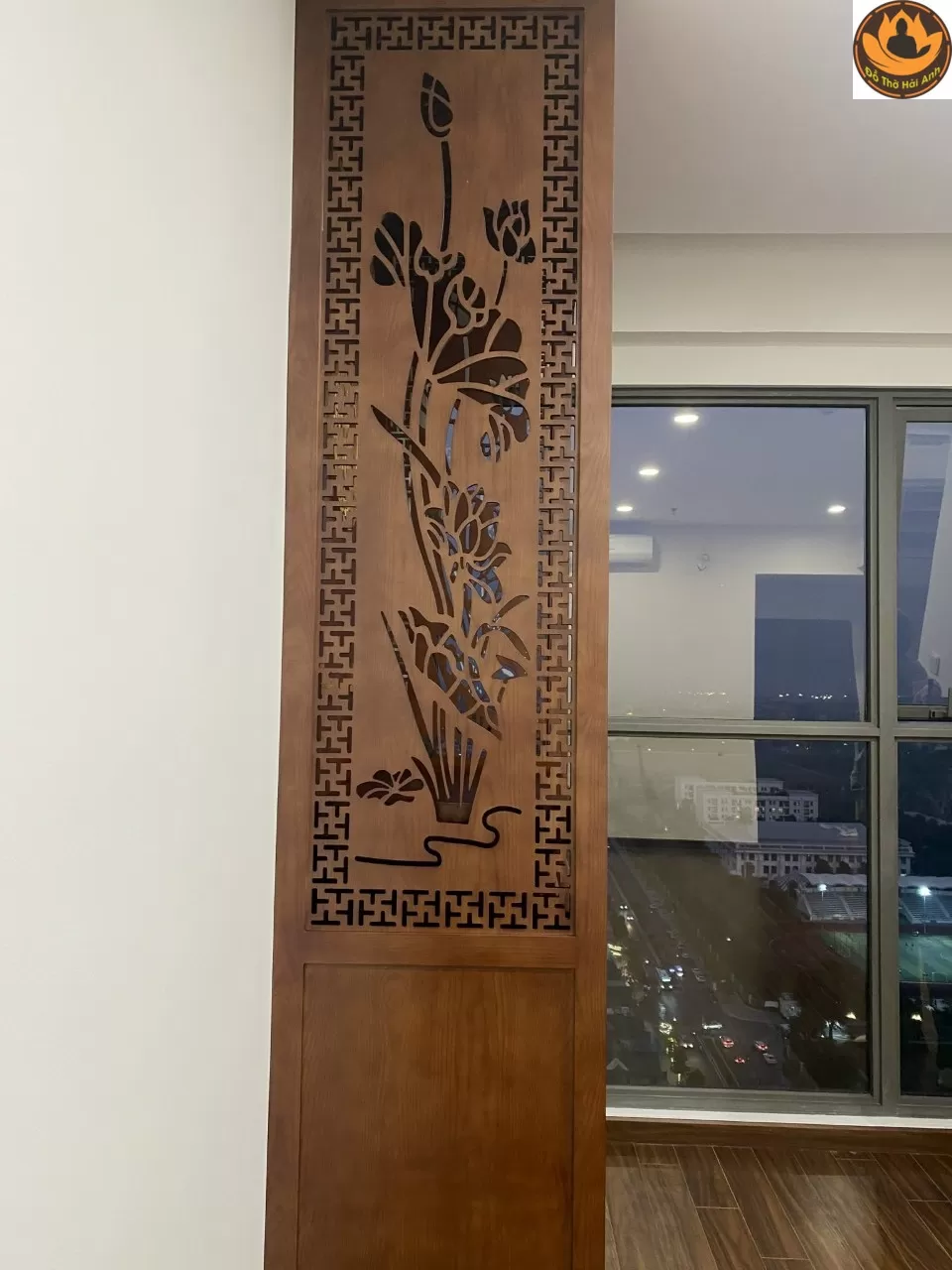 Vách Ngăn Bàn Thờ Chung Cư Hoa Sen - VN086